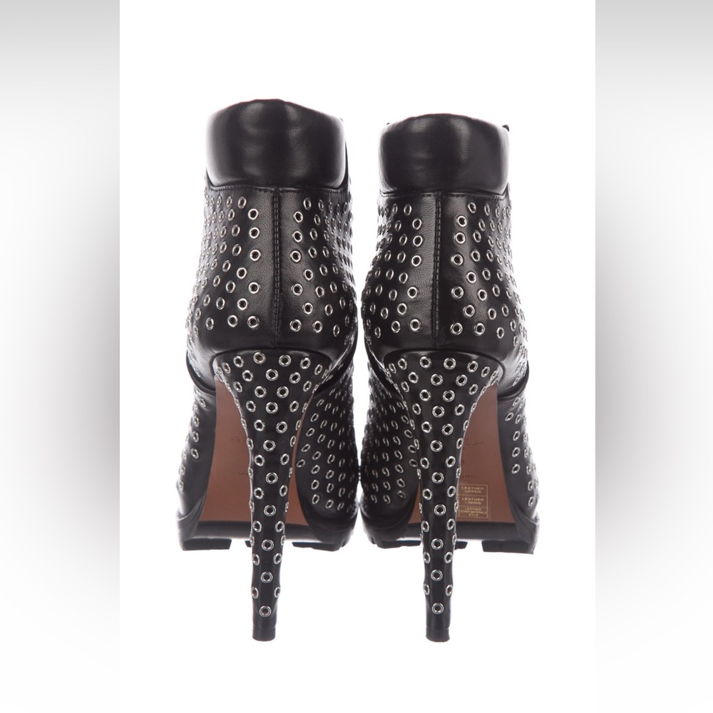 Alaïa Leather Ankle Boots